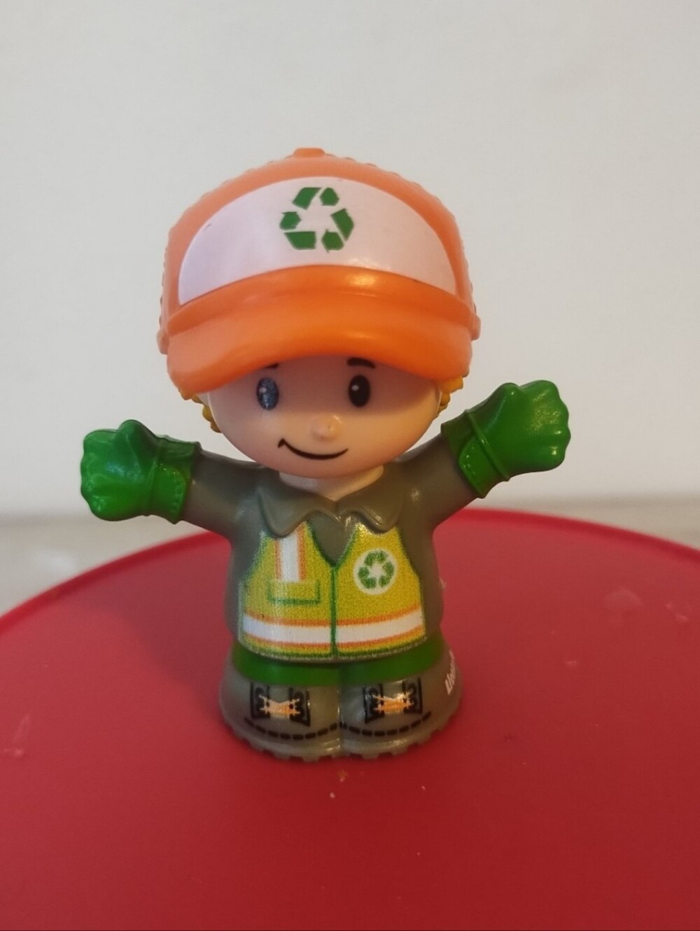 Fisher Price Little People Trash Man Recycling Worker Man Garbage Truck